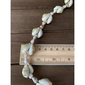 Vintage Shell Lei - Necklace - Rare LARGE Shells - 34”